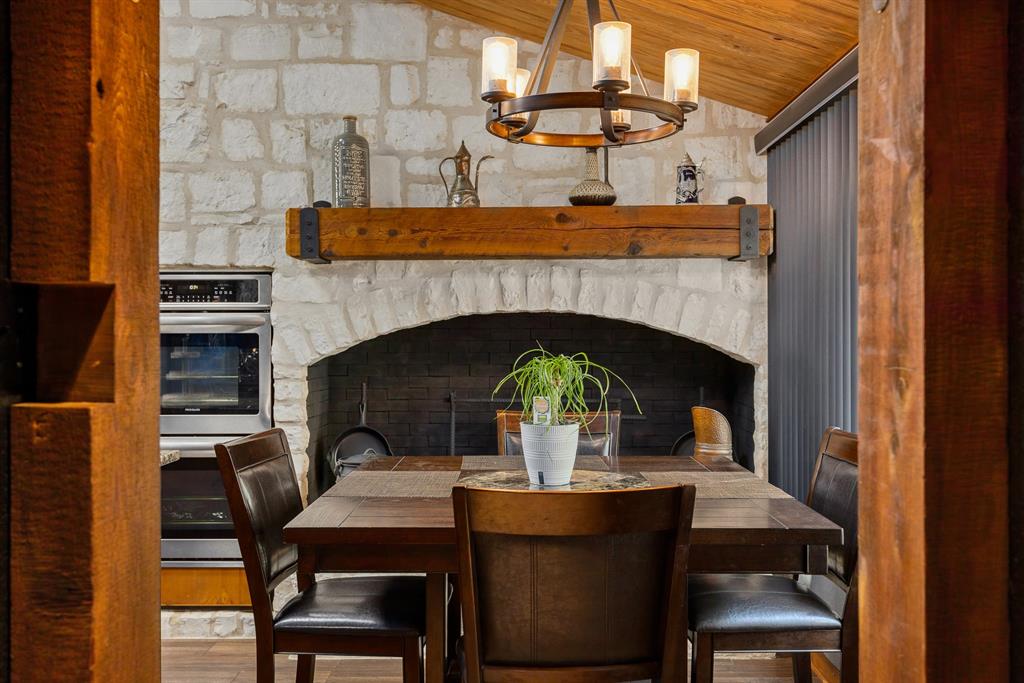 22 Indian Creek Loop, Kerrville, Texas image 6