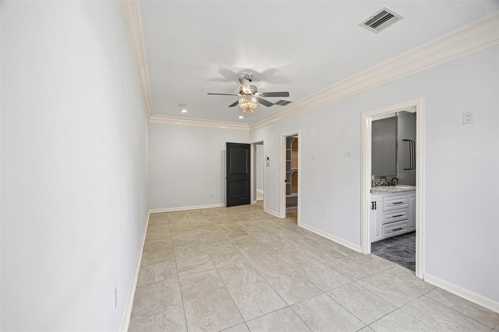 509 Joan Of Arc Drive, Hempstead, Texas image 12
