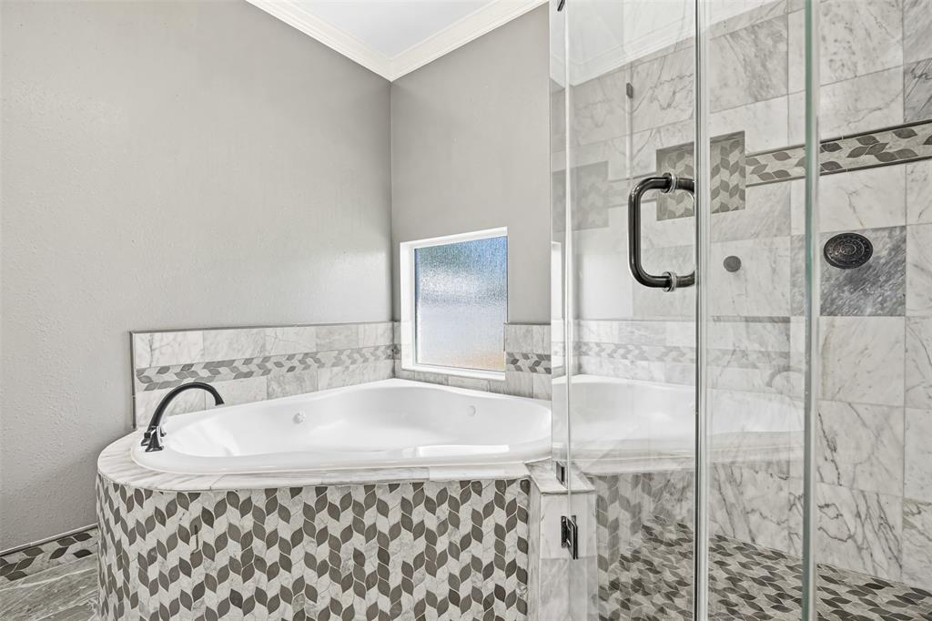 509 Joan Of Arc Drive, Hempstead, Texas image 13