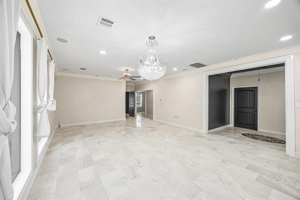 509 Joan Of Arc Drive, Hempstead, Texas image 6
