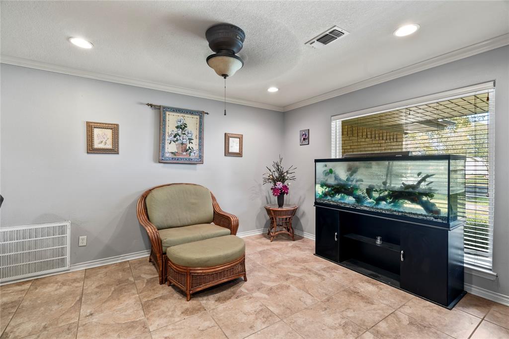 317 Paula Avenue, Bridge City, Texas image 3