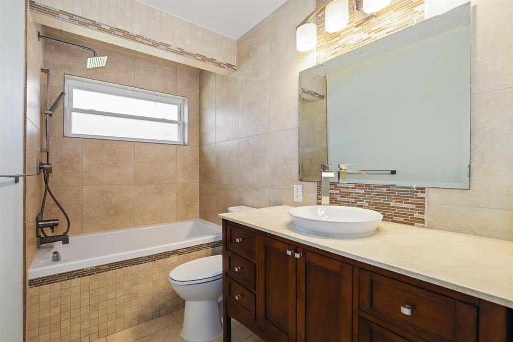 3407 Rockyridge Drive, Houston, Texas image 19