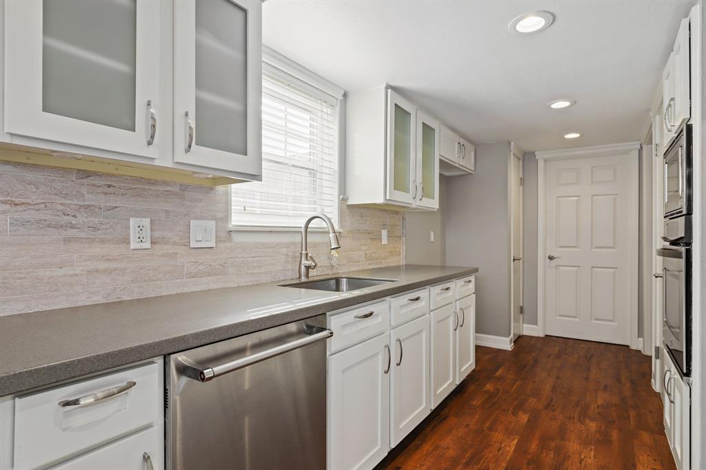 3407 Rockyridge Drive, Houston, Texas image 8