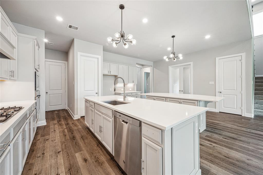 6218 Camden Shore Drive, Manvel, Texas image 11