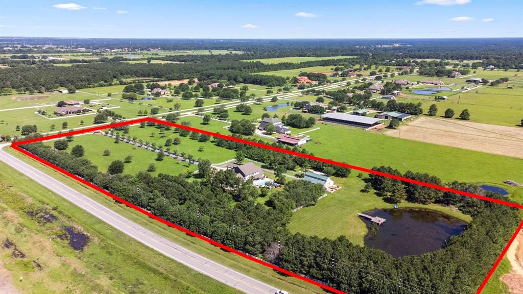 110 Hunters Creek Way