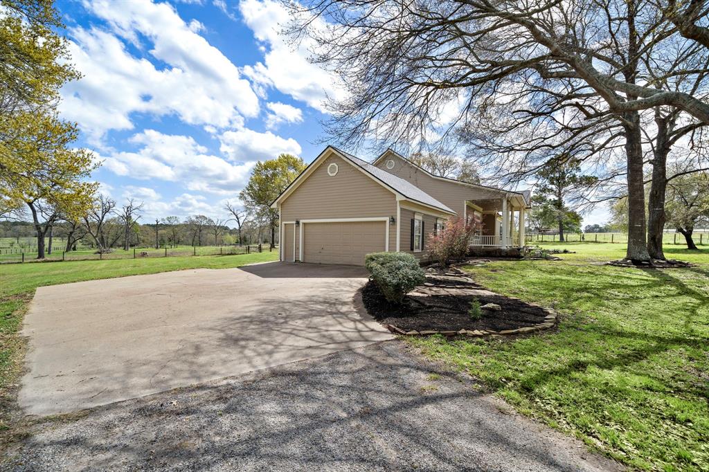 32540 Courtney Road, Navasota, Texas image 6