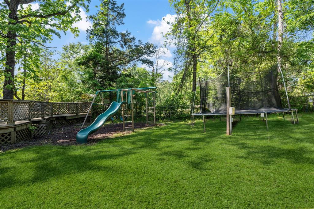 899 Whisperwood Drive, Onalaska, Texas image 26