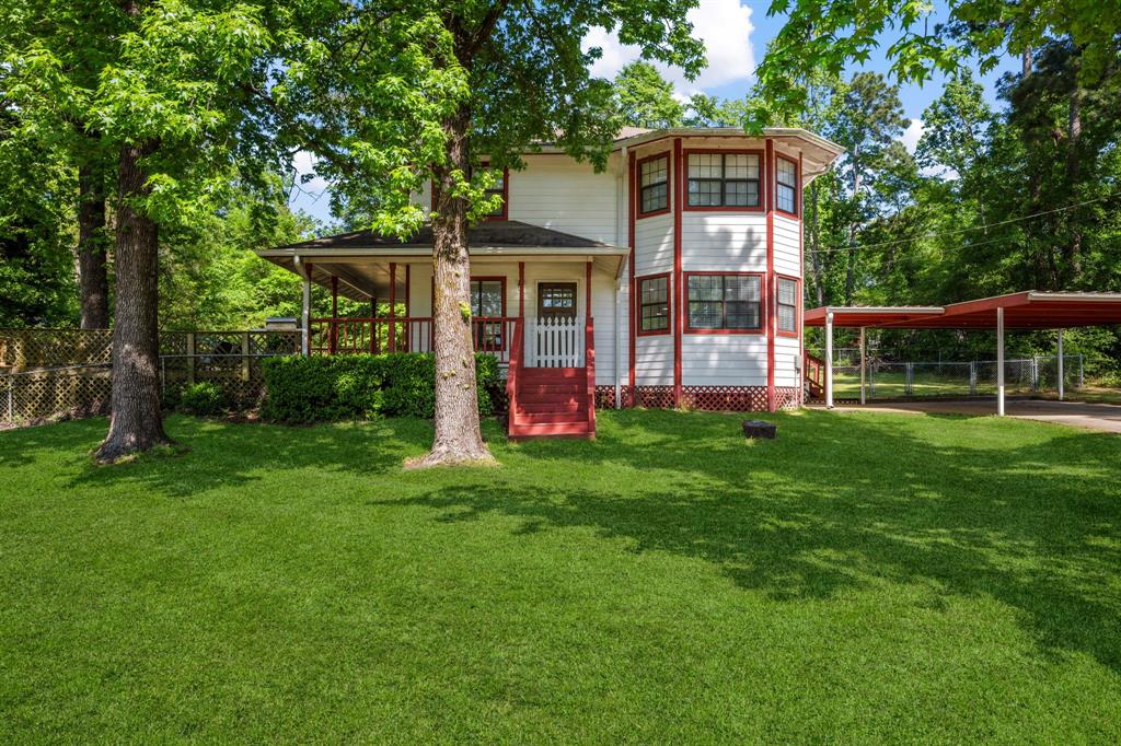 899 Whisperwood Drive, Onalaska, Texas image 1