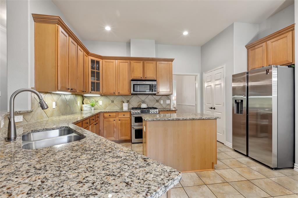 35 Medley Lane, The Woodlands, Texas image 25