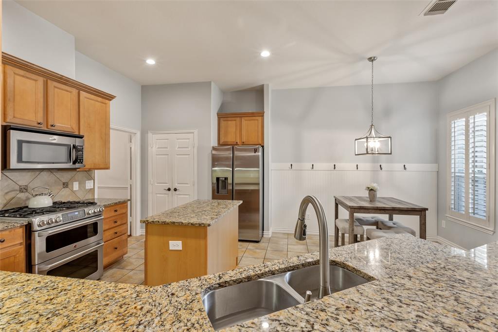 35 Medley Lane, The Woodlands, Texas image 22