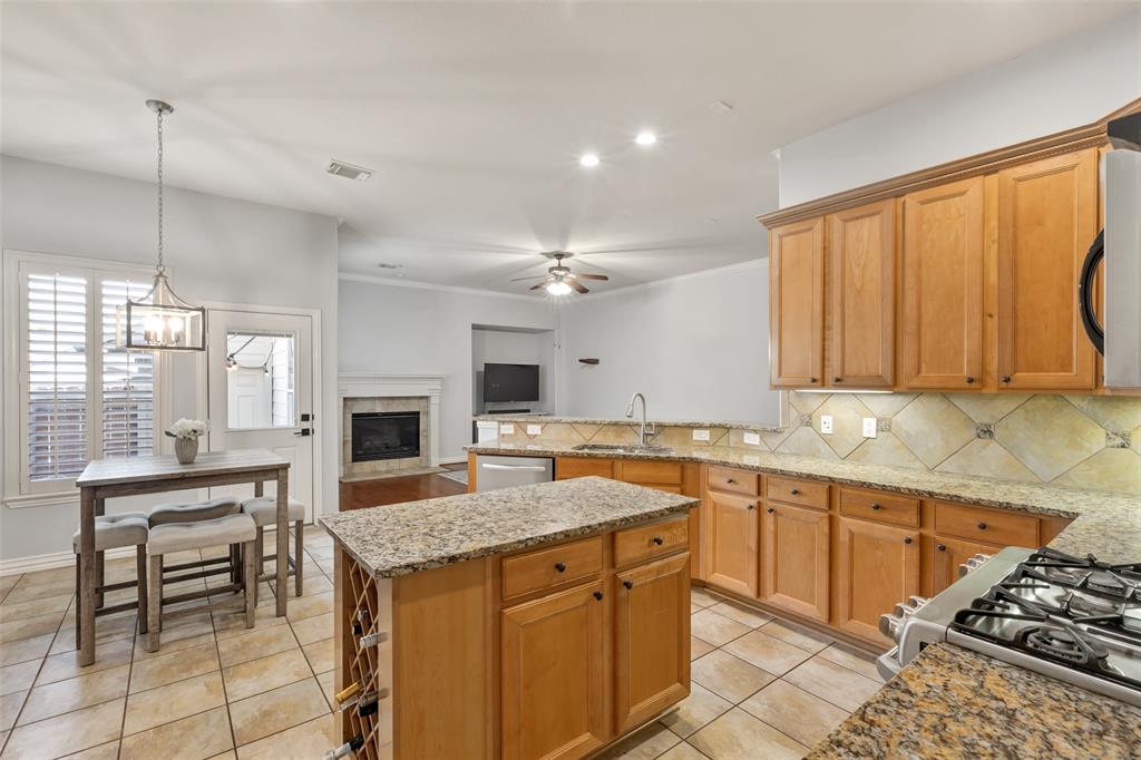 35 Medley Lane, The Woodlands, Texas image 27