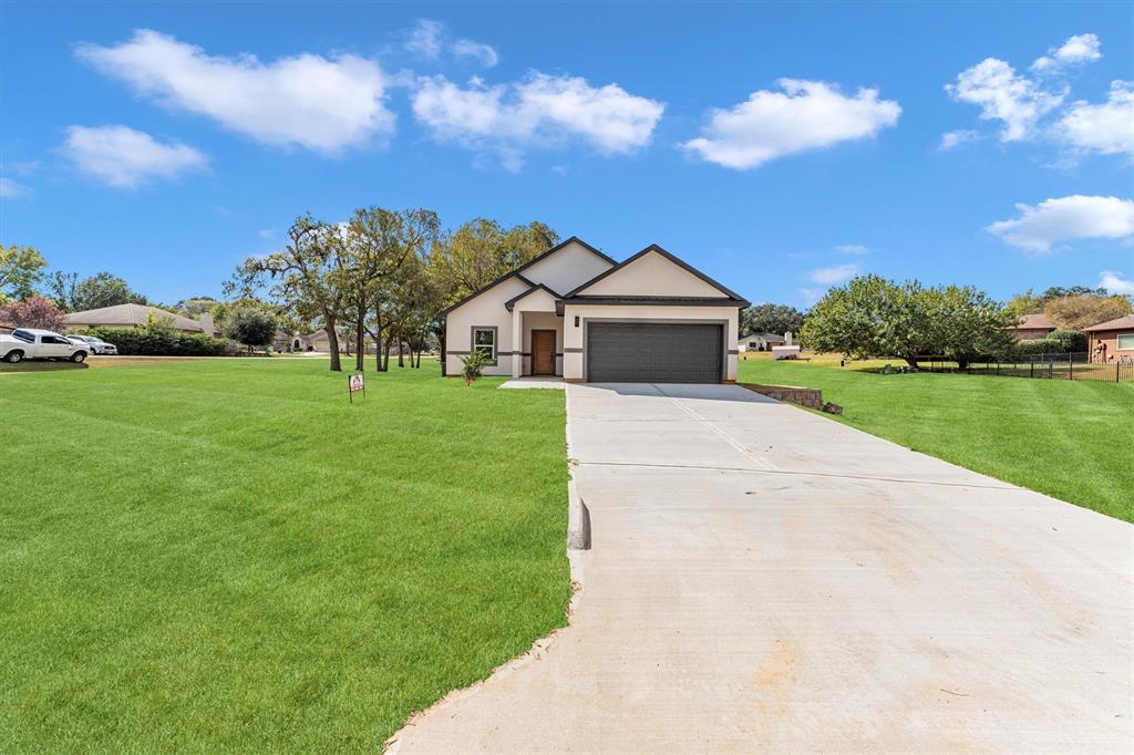 1005 Lake View Drive