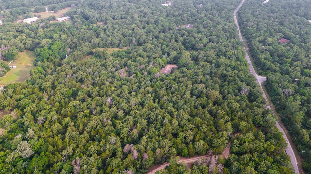 12800 Hunters Creek Road, College Station, Texas image 4