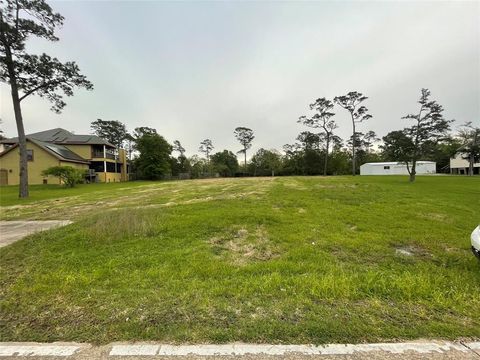 Photo of 3411 E Bayou Drive, Shoreacres, TX 77571 (MLS # 3926454) Photo of 3411 E Bayou Drive, Shoreacres, TX 77571 (MLS # 3926454)
