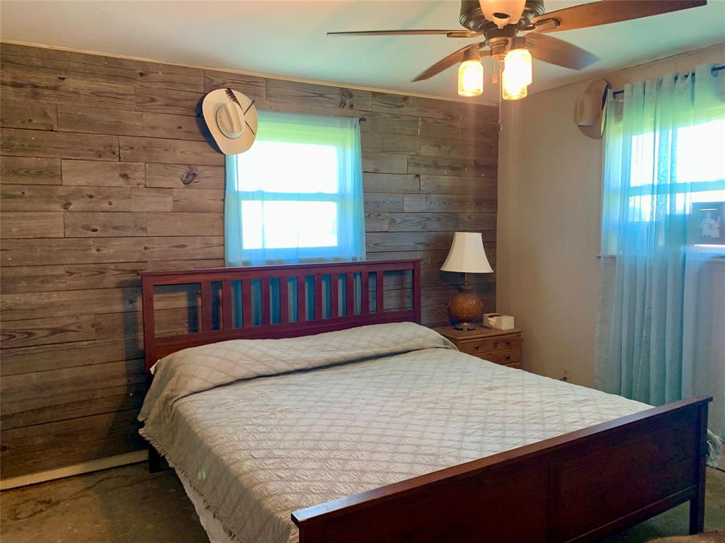 10515 Bushnell Road, Needville, Texas image 2