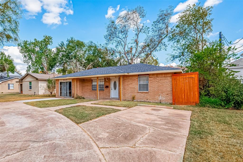 5609 Newcastle Street, Bellaire, Texas image 3