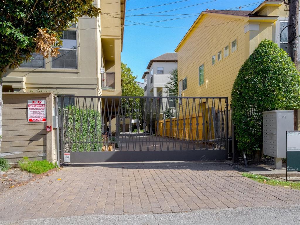 232 Detering Street A