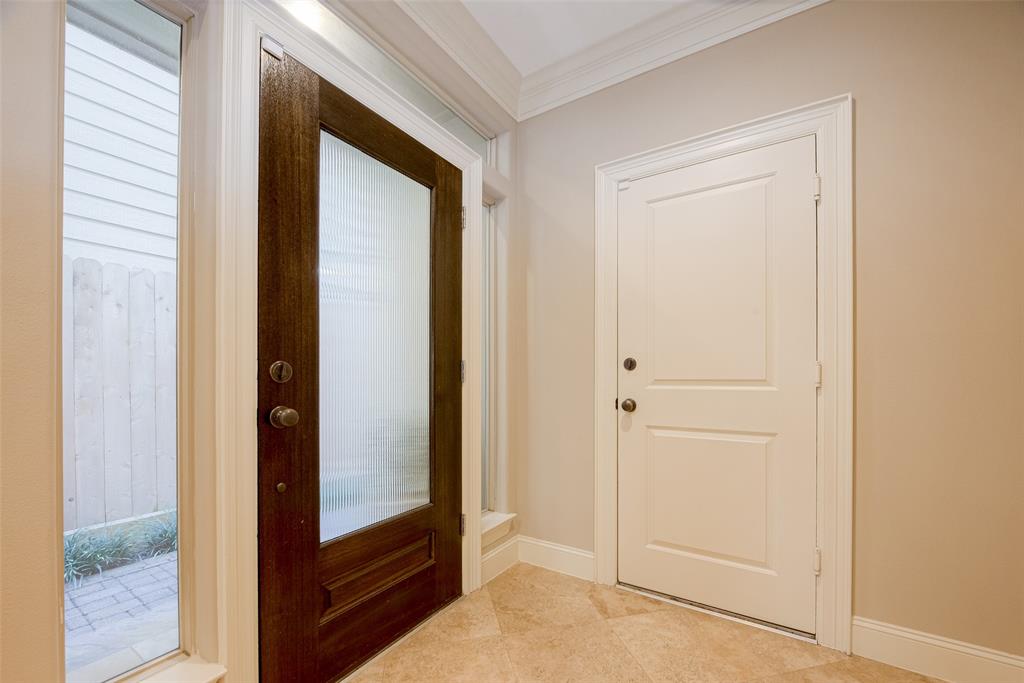 232 Detering Street A