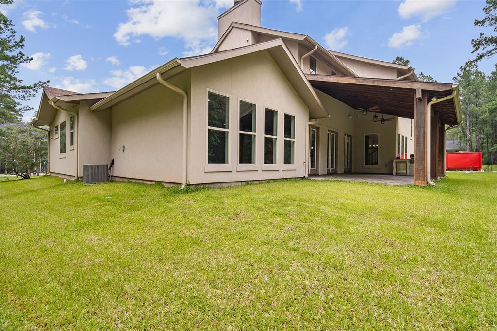 106 Texas Grand Circle, Huntsville, Texas image 44