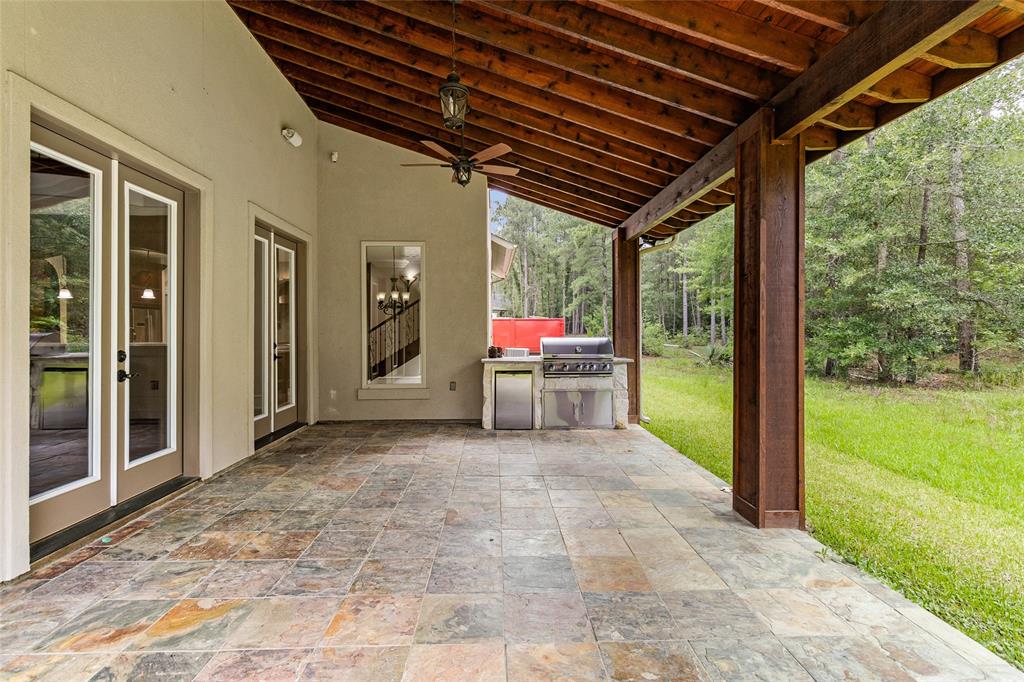 106 Texas Grand Circle, Huntsville, Texas image 41