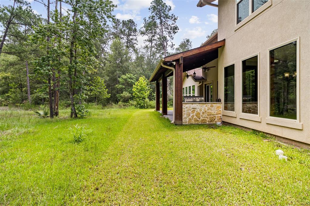 106 Texas Grand Circle, Huntsville, Texas image 45