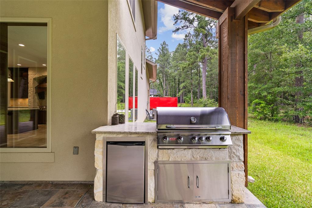 106 Texas Grand Circle, Huntsville, Texas image 42