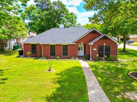 Photo of 200 Canterbury Drive, Conroe, TX 77303 (MLS # 74477984)