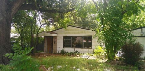 Single Family Residence in Houston TX 5202 Perry Street.jpg