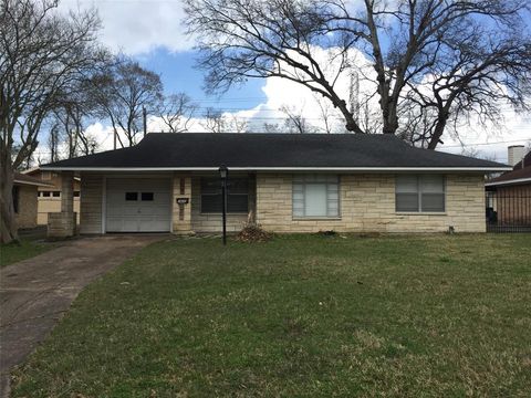 1630 Stonecrest Drive Houston TX 77018