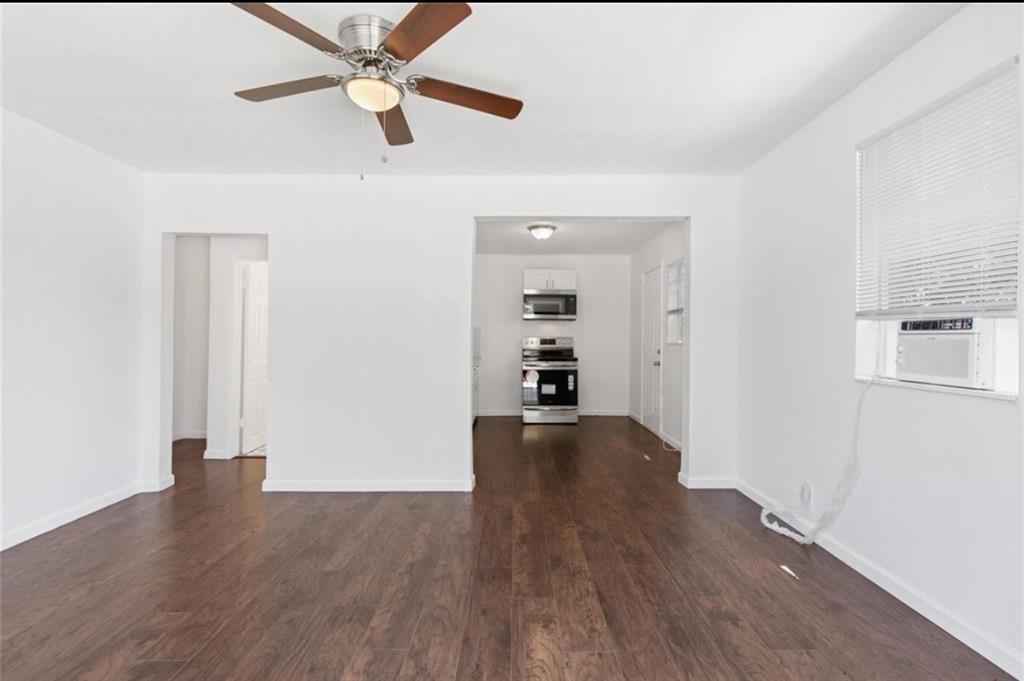 8410 Elrod Street, Houston, Texas image 7