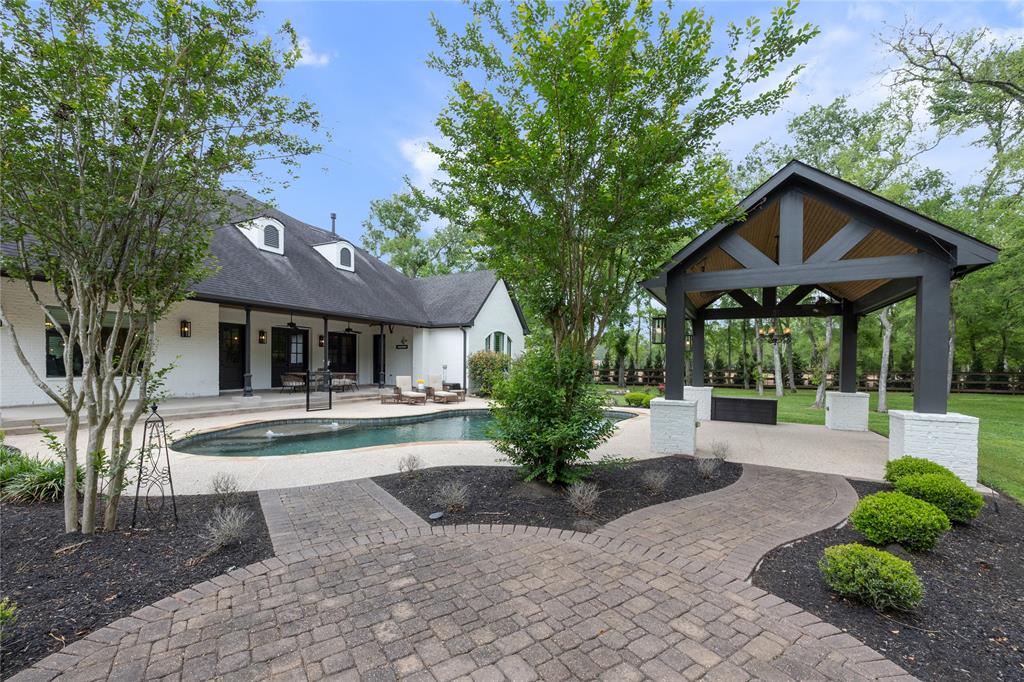8619 Hidden Hollow Court, Missouri City, Texas image 40