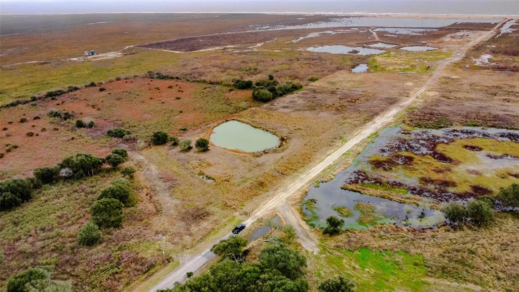 1192 E Mexico Road, High Island, Texas image 9