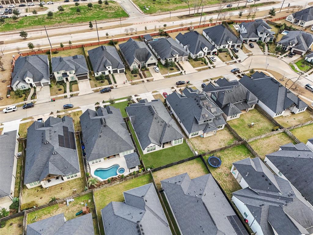 1823 Camille Park Drive, Missouri City, Texas image 33
