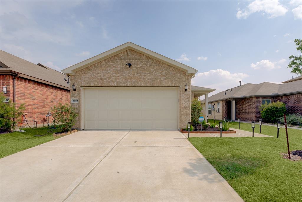 5022 Jonina Lane
