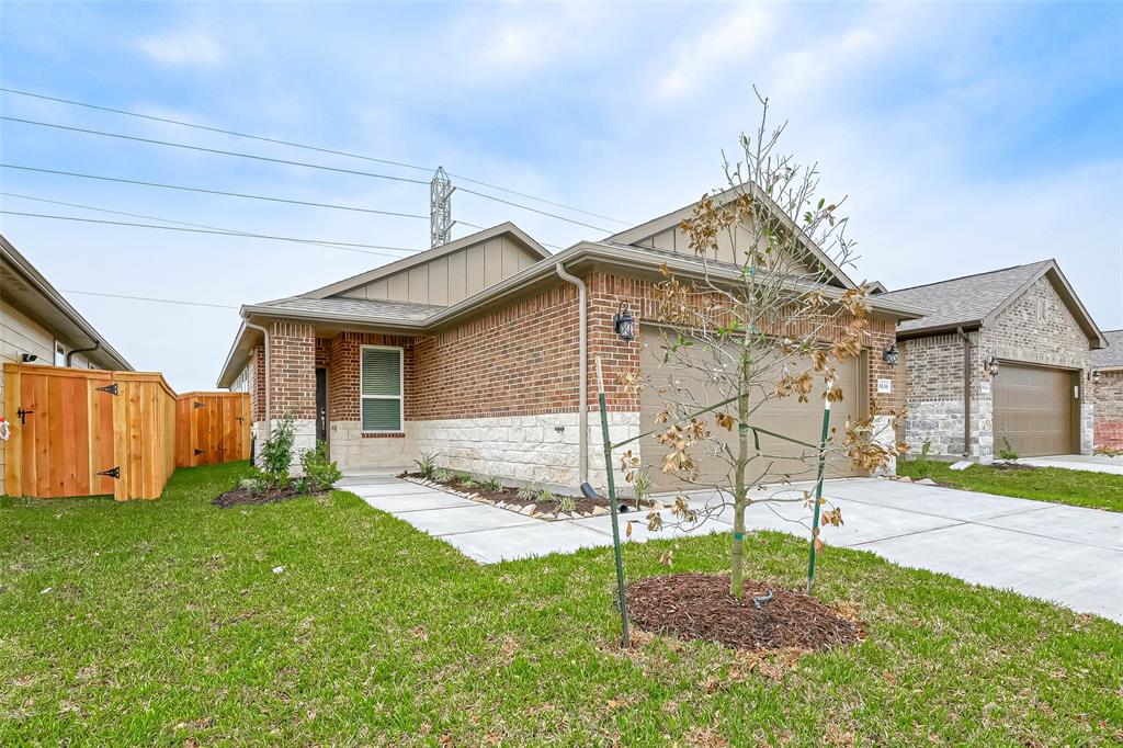 5636 Giving Grace Way