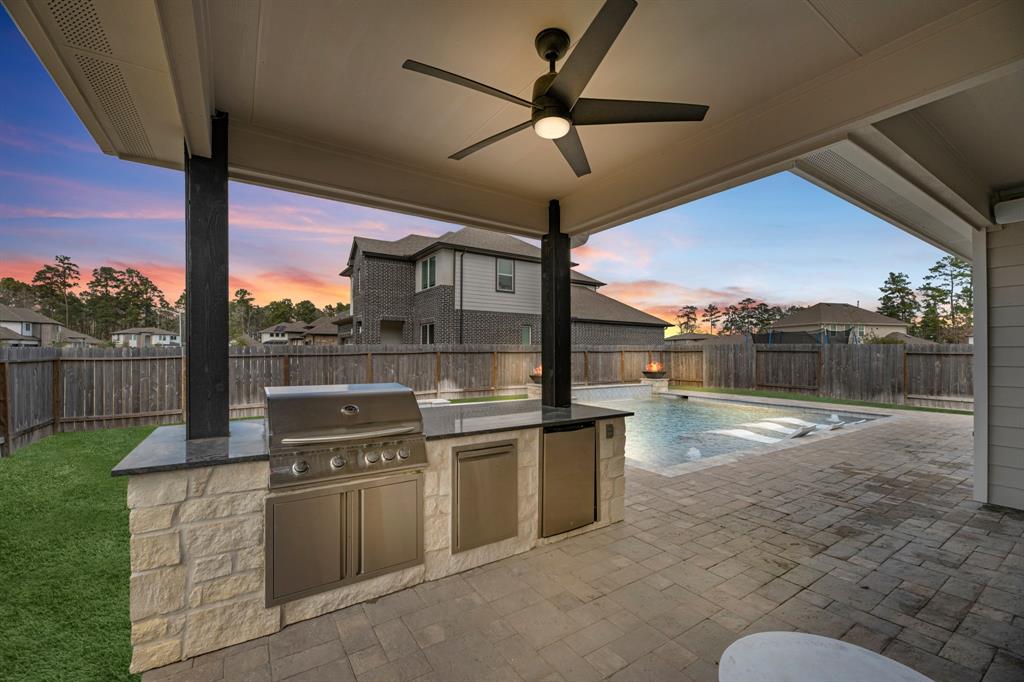 10216 Prairie Creek Lane, Conroe, Texas image 23