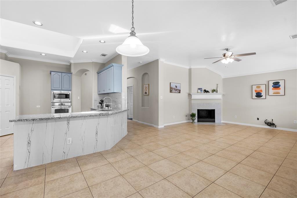 22022 Bridgestone Hawk Court, Spring, Texas image 11