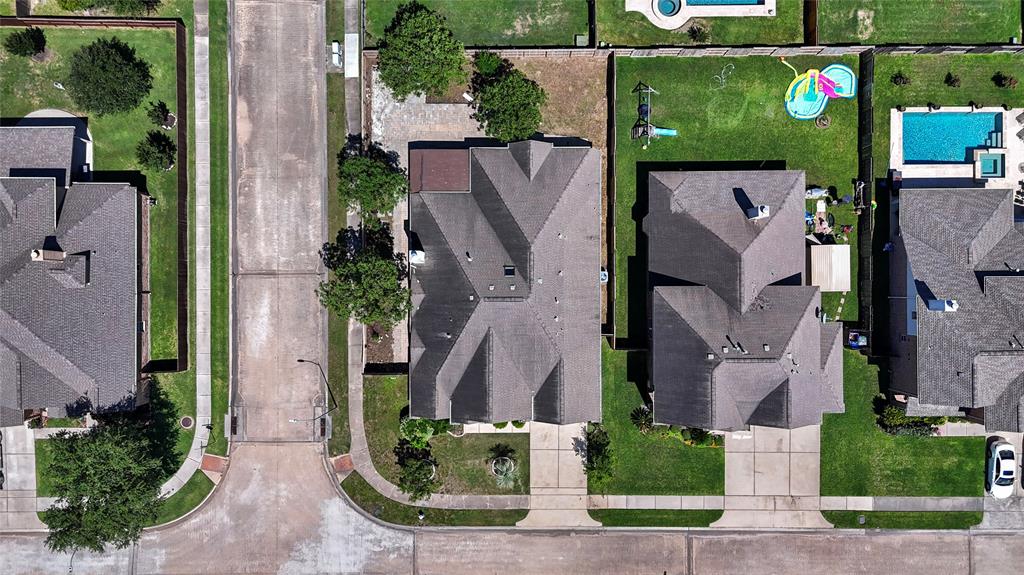 22022 Bridgestone Hawk Court, Spring, Texas image 37