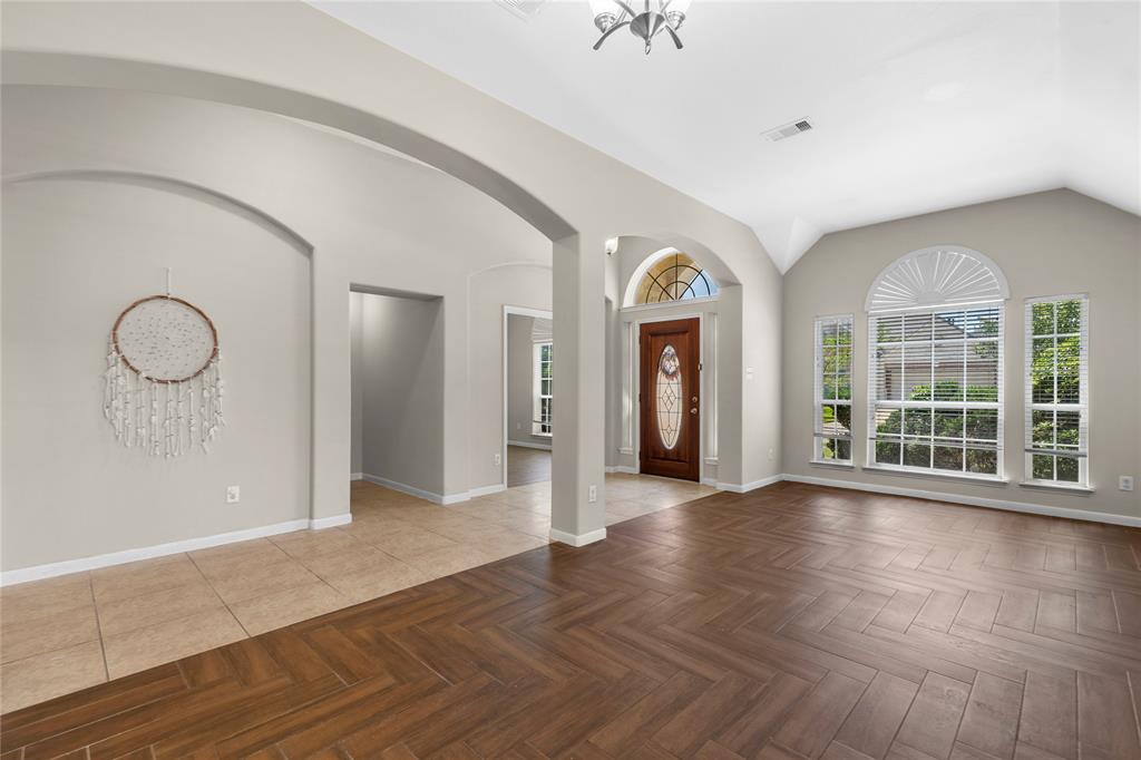 22022 Bridgestone Hawk Court, Spring, Texas image 7