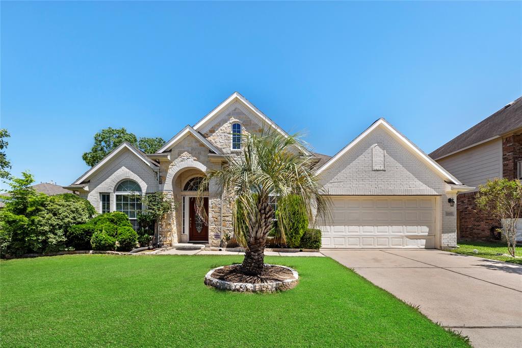 22022 Bridgestone Hawk Court, Spring, Texas image 2