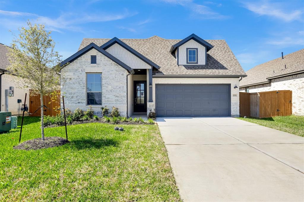 2701 Golden Palms Ln, Texas City, Texas image 4