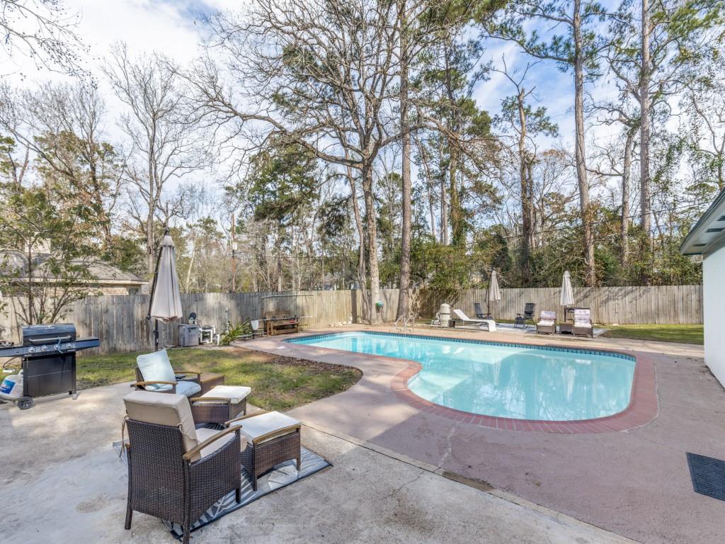 24418 Glen Loch Drive, Spring, Texas image 1