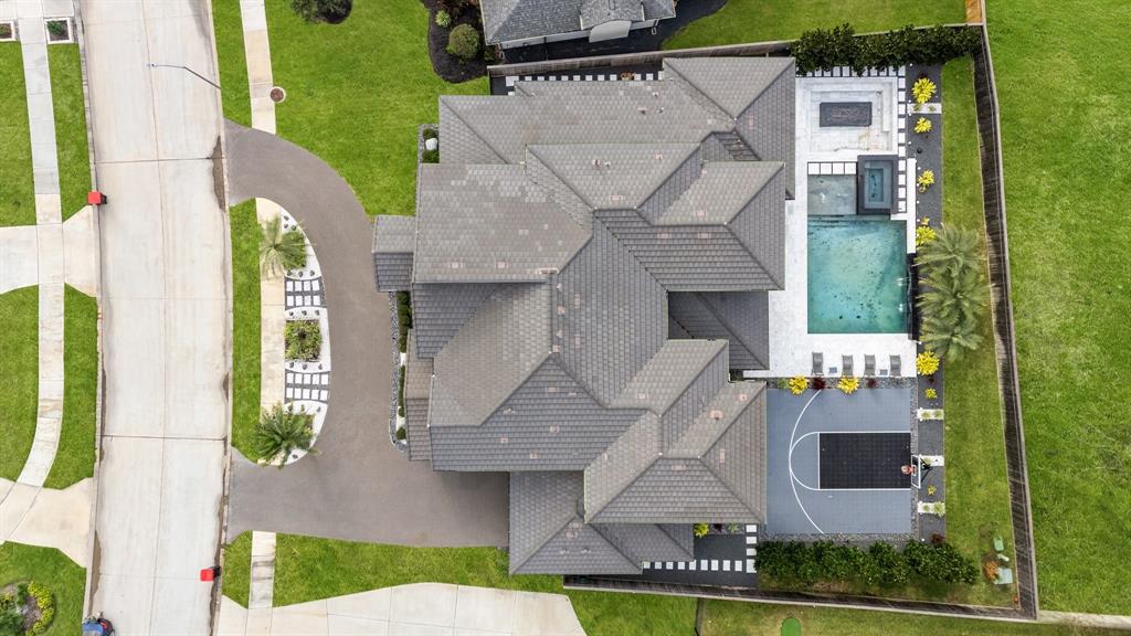 9231 Fox Bend Lane