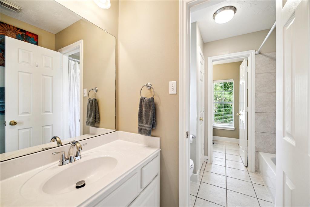 19711 Wild Rye Trail, Kingwood, Texas image 21