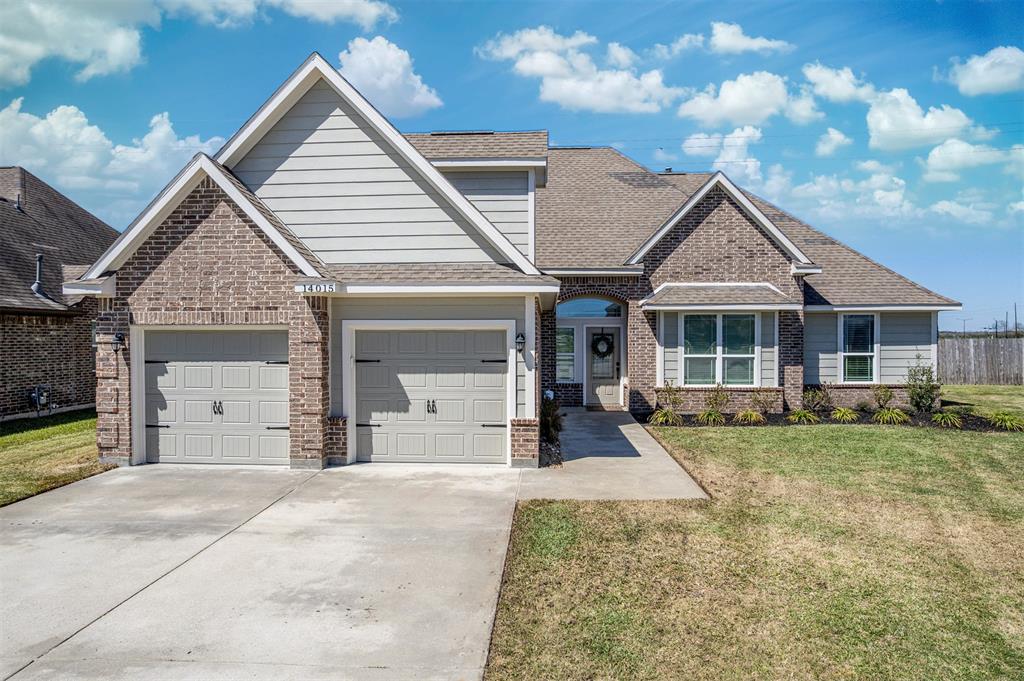 14015 Belmont Circle, Mont Belvieu, Texas image 1