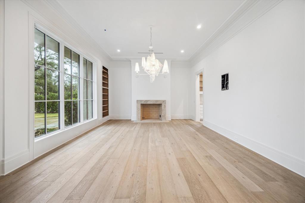 3653 Chevy Chase Drive