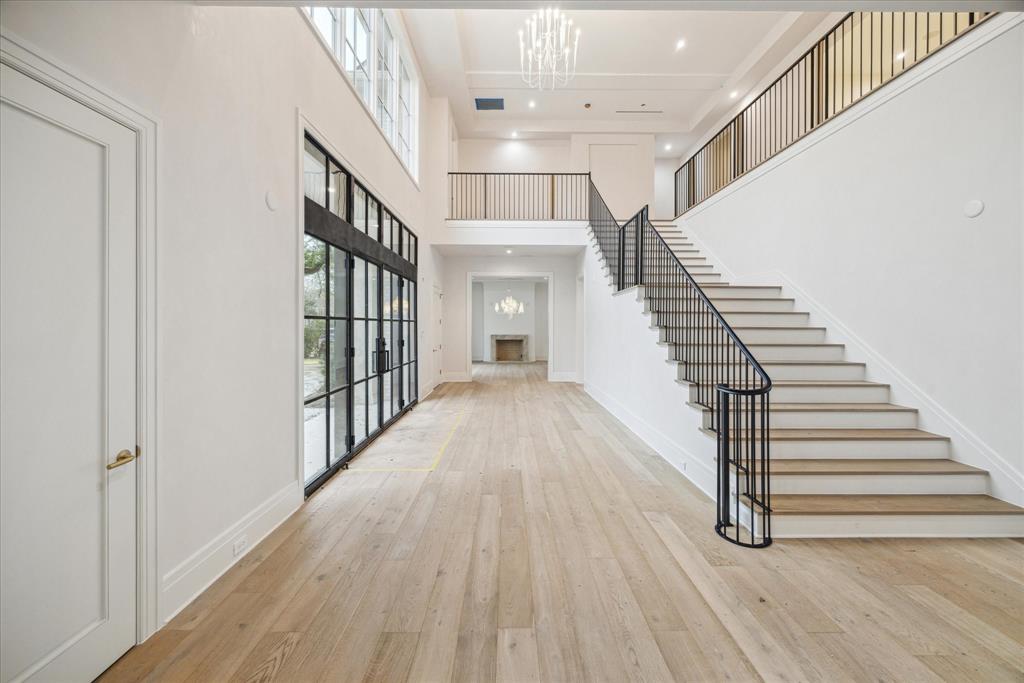 3653 Chevy Chase Drive