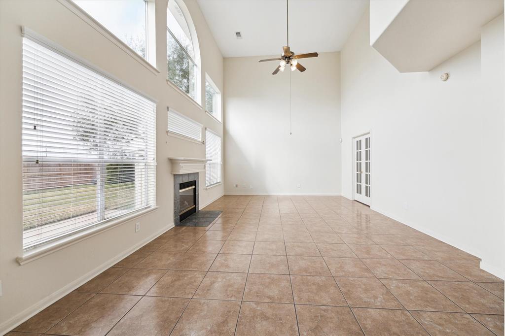 15027 Moss Bridge Lane, Sugar Land, Texas image 8