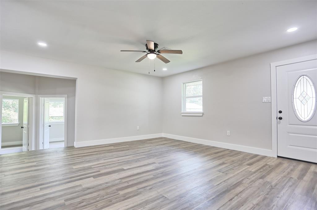 704 Natchez River Circle