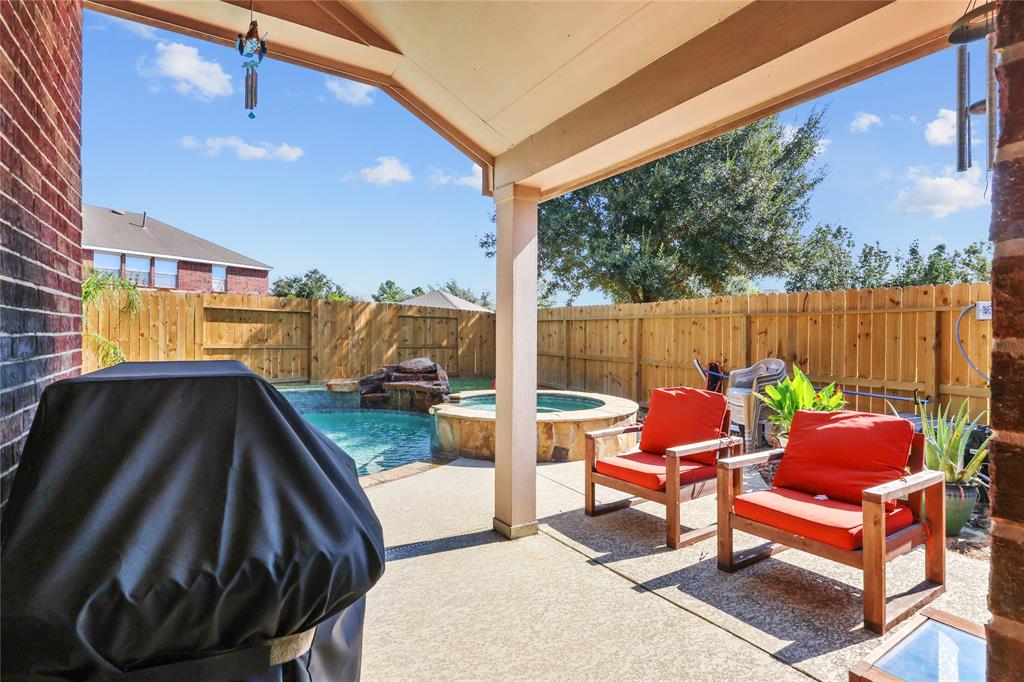 8310 Kerrington Glen Drive, Cypress, Texas image 18